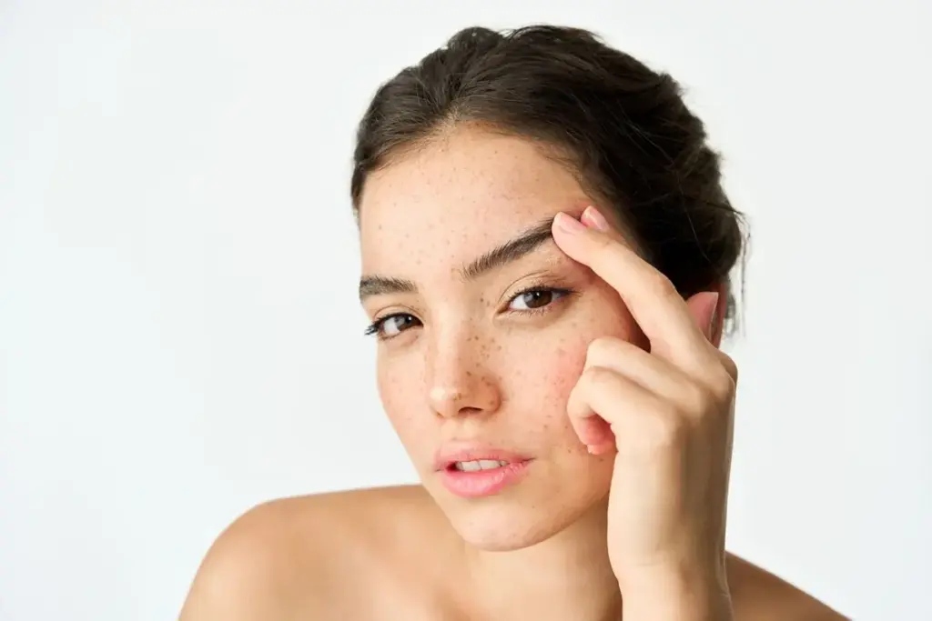 A woman receives a advanced aesthetic treatment at Brandish Clinic Facial and Skin Rejuvenation in La Jolla, California.
